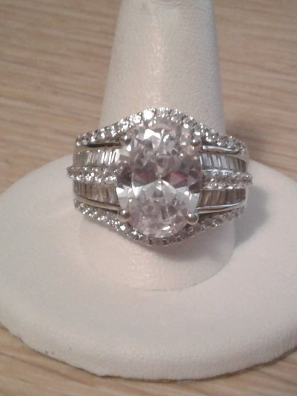 BJH120 Bella Luce CZ Platinum Plated Statement Ring 10.94ctw. Size 10